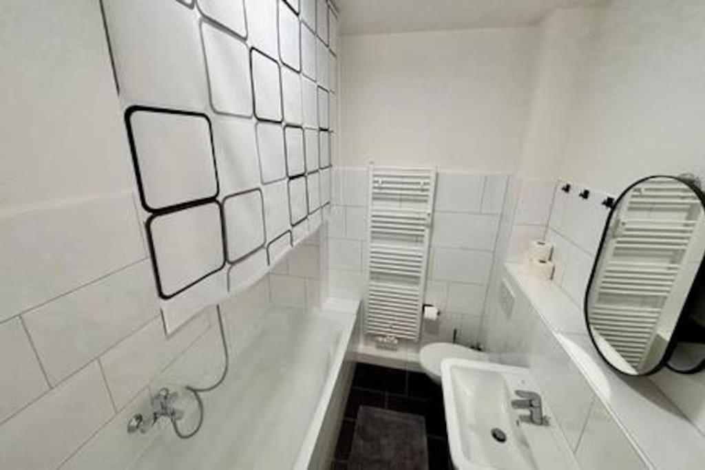 Modern & Stilvoll Mit Kino - Wii Apartment Essen Exterior photo